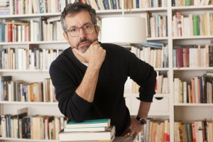 São Paulo, 29 de junho de 2016. retrato do escritor Bernardo Carvalho para foto divulgação e orelha de livro. (fotos: Julia Moraes)